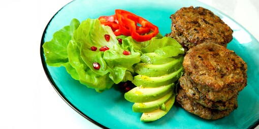 Quinoa and lamb burgers - thumbnail version